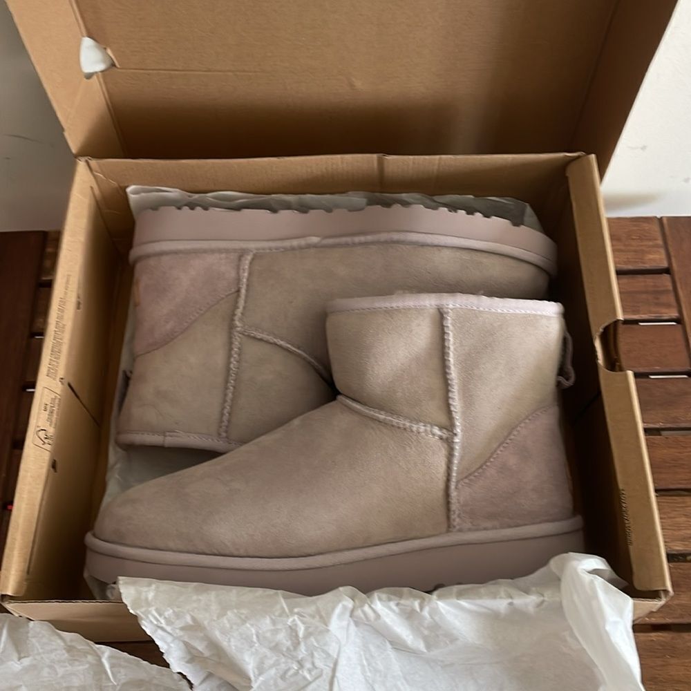 UGG Classic Mini II Boots Pale Smoke USA Women Size 11/UK 9/EU 42 - Picture 10 of 14